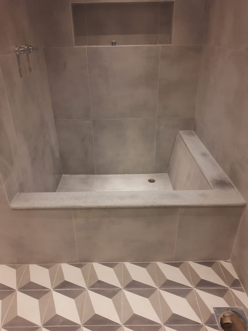 Banheiro Monise